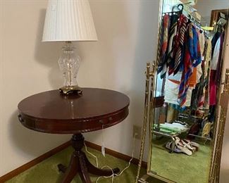 Cheval mirror (metal/heavy}, drum table with 2 drawers and table lamp