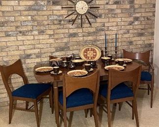 Mid Century Broyhill Premier Division Dining Room Table with Leaves & 6 Chairs, Noritake Folkstone Stoneware Safari Pattern Japan