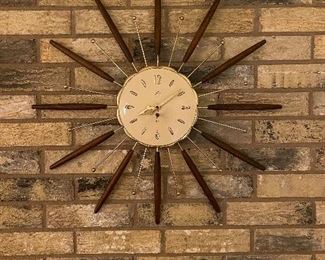 Mid Century Lux Starburst 8 Day Windup Wall Clock with Key