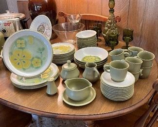 Noritake Folkstone Stoneware South Pacific Pattern Japan