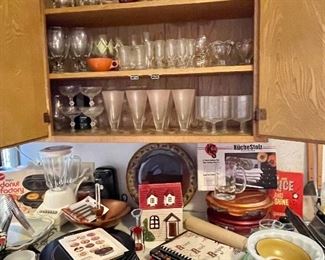 Kitchen Wares and Appliances, Nuwave Precision Induction Cooktop, Daley Donut Factory Donut Maker, Cookbooks 