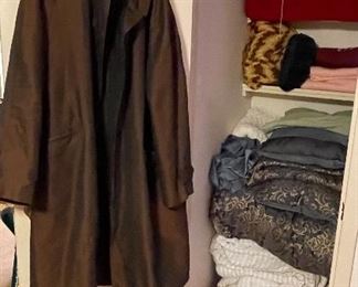 Blankets, Towels, Comforters