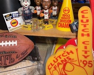 Houston Rockets Bobble Heads-Mobley, Francis, Moochie, Clutch, 1995 Clutch City Foam Fingers 