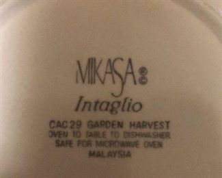 That says "Matador Insists You Pardon His Gargle"