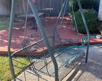 Metal swing & 2 patio tables