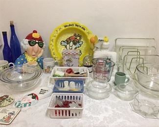 Collection of Maxine items
