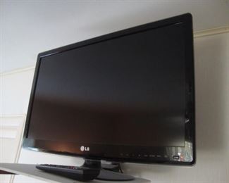LG flat screen TV