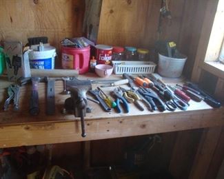 Table vise and hand tools