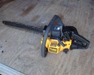 poulan chain saw, needs work