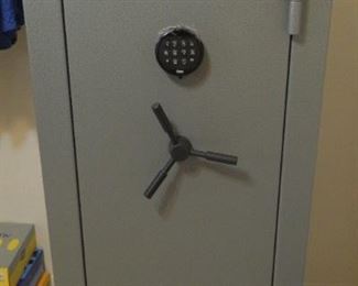 Winchester gun safe with combination. SOLD