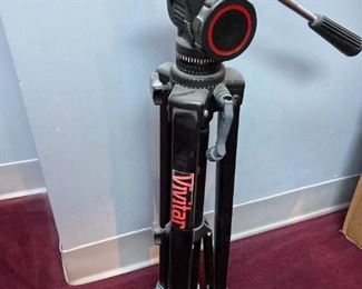 $25 vivitar camera tripod