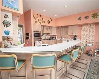 Gorgeous kitchen - lovely teal bar stools