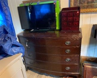 Bowfront mahogany dresser.