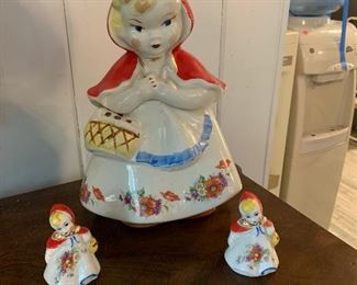Hull Little Red Riding Hood cookie jar and shakers