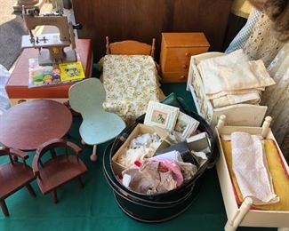 Child's Singer 20 Sewing Machine, Ginny / Ginnette Doll Furniture