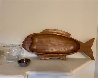 Wooden fish serving tray 