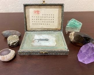 144 Fossil, Geodes and More