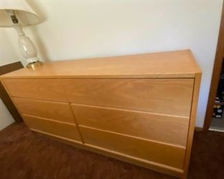 049 6 Drawer Wood Dresser
