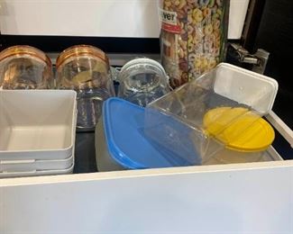 005 Kitchen Storage Containers