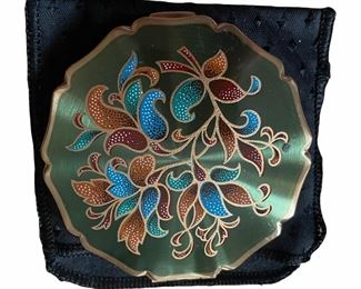 Stratton vintage compact