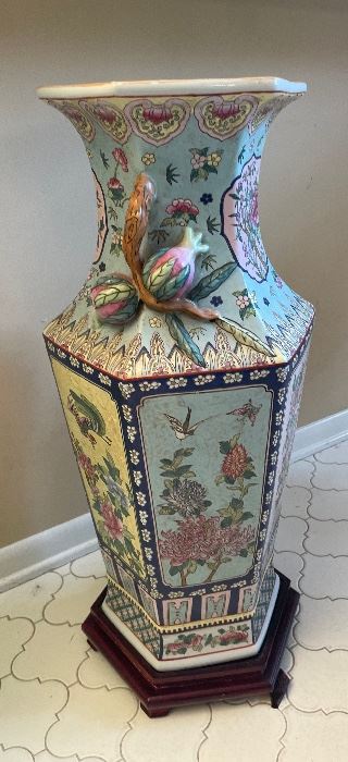 $ 110    25/ Oriental oval vase (not very old)  •  9” x 8” 