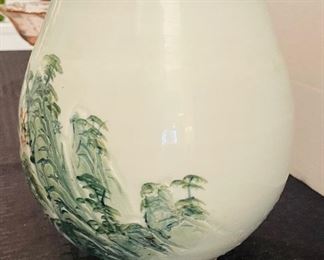 $ 90    25/ Oriental oval vase (not very old)  •  9” x 8” 