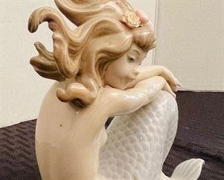 $36 as is  62/ Lladro mermaid “Illusion” with stand no box #1413  