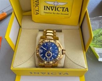 $150 Invicta chronograph men watch blue face gold bracelet 