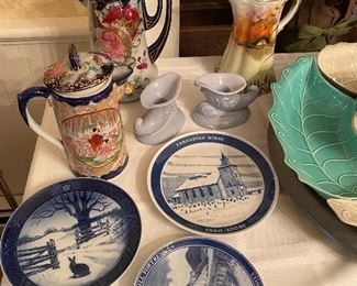 Nippon Chocolate Pot