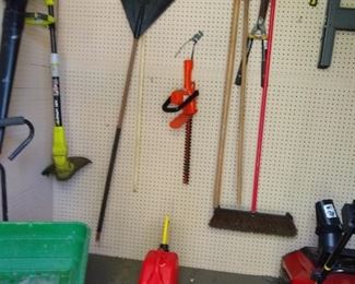 Rakes, shovels and tools