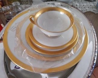 One 5pc place setting Lenox Lowell