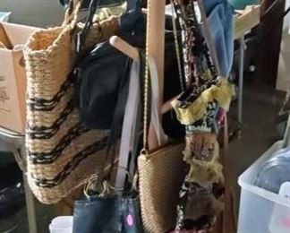 Purses & Carryall Bags