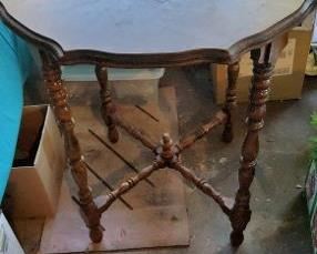 Solid Wood Scroll Table