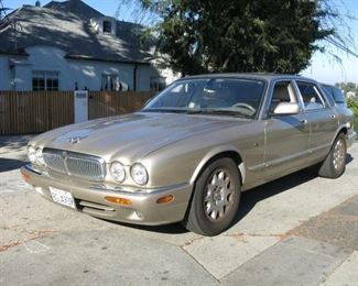 2000 Jaguar XJ8, 87,350 miles