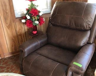 Leather Reclining Lift Chair