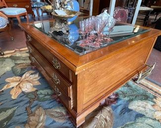Thomasville Display Case Conversation Table