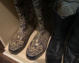 Boots and waders, men's size 13