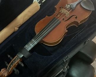 1/2 Size Violin w case
