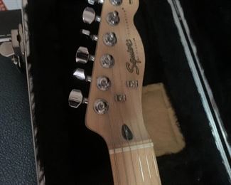 Squier Telecaster guitar w Case