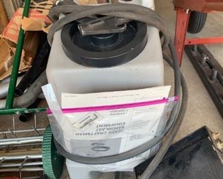 Craftsmen heavy duty sand blasting system 120 pound, 2024 cubic inch capacity hopper. Model #106.168091. very good condition. partially filled with abrasive material