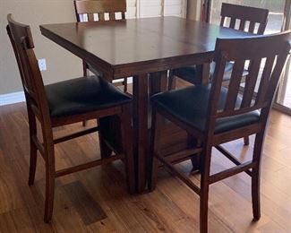 Ashley Pub Table w Leaf and 4 Bar Stools