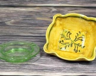 lot of 2 small dishes trinket or ashtray  ceramic  green Vaseline Uranium glass