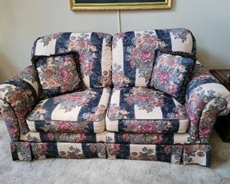 Love seat