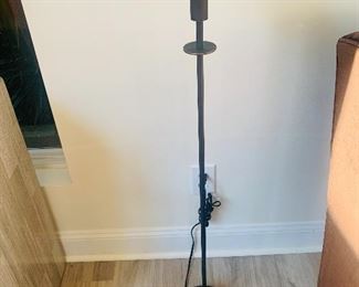 Holtkotter Leuchtin Mini Floor Lamp