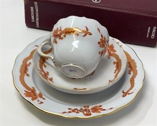 Meissen Porcelain Ming Dragon Pattern Coffee Set in Red, Twenty-One Piece Set