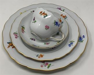 Meissen Porcelain Scalloped Edge Strewn Flowers