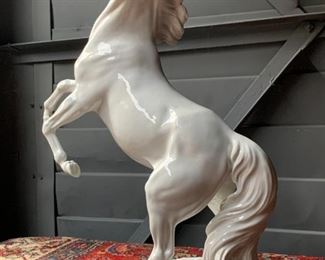 A Horse Named Maestoso, Large Horse Figurine, by Erich Oehme for Meissen