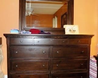 Universal 9 Drawer Dresser w/Mirror.  Real wood.  Excellent condition.  $600,