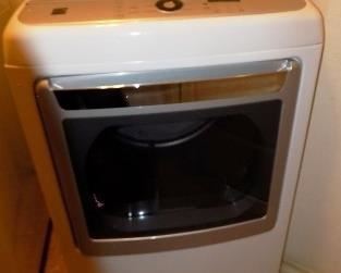 2015 Kenmore Dryer - Like New!  $400.
