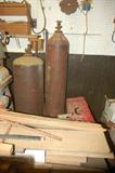 Welding tanks